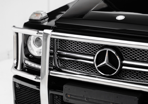 Nano Ceramic for Mercedes – Premium Coating for Lasting Protection Nano Ceramic coating applied to a Mercedes car, providing long-lasting protection and a deep, glossy finish.